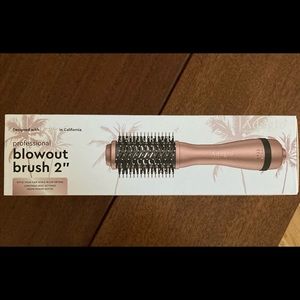 Adagio 2” Blowout Brush BNIB